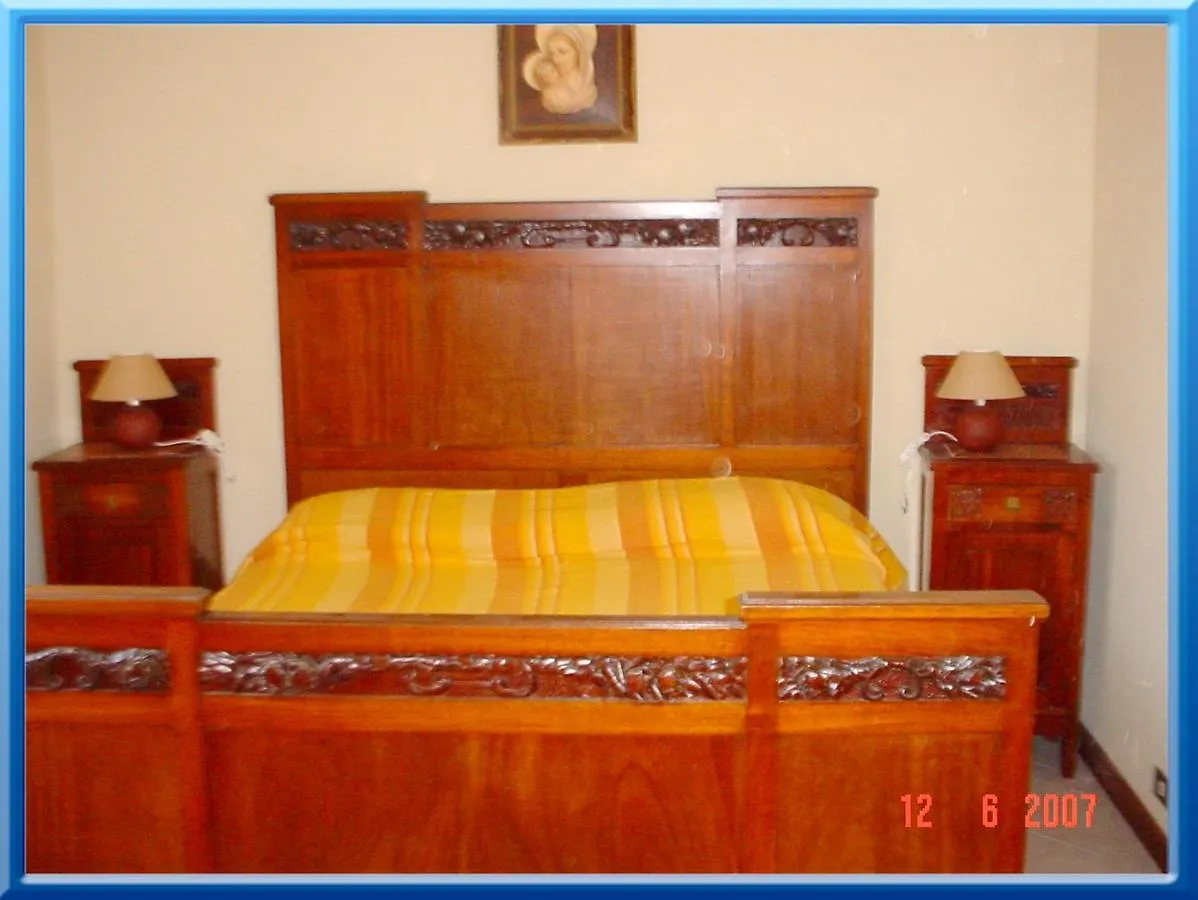 4 Bedrooms House With Sea View And Enclosed Garden At Riposto 1 Km Away From The Beach